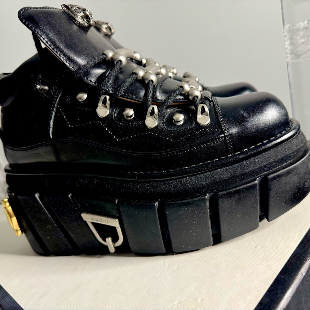 Gucci Black Platform sneakers from the Limited edition like New 💗